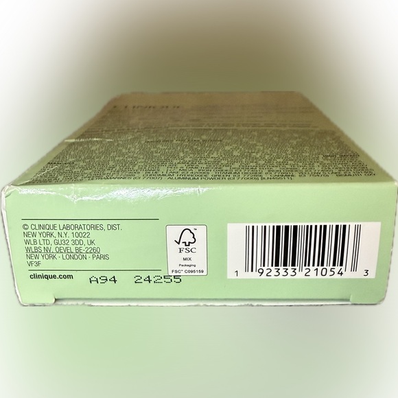 🖤CLINIQUE🖤3-Piece Fan Favorites/NIB - Picture 6 of 6